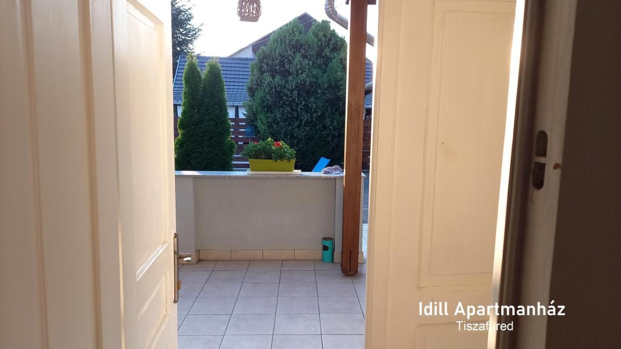 Idill Apartmanhaz B&B Tiszafüred Exterior foto