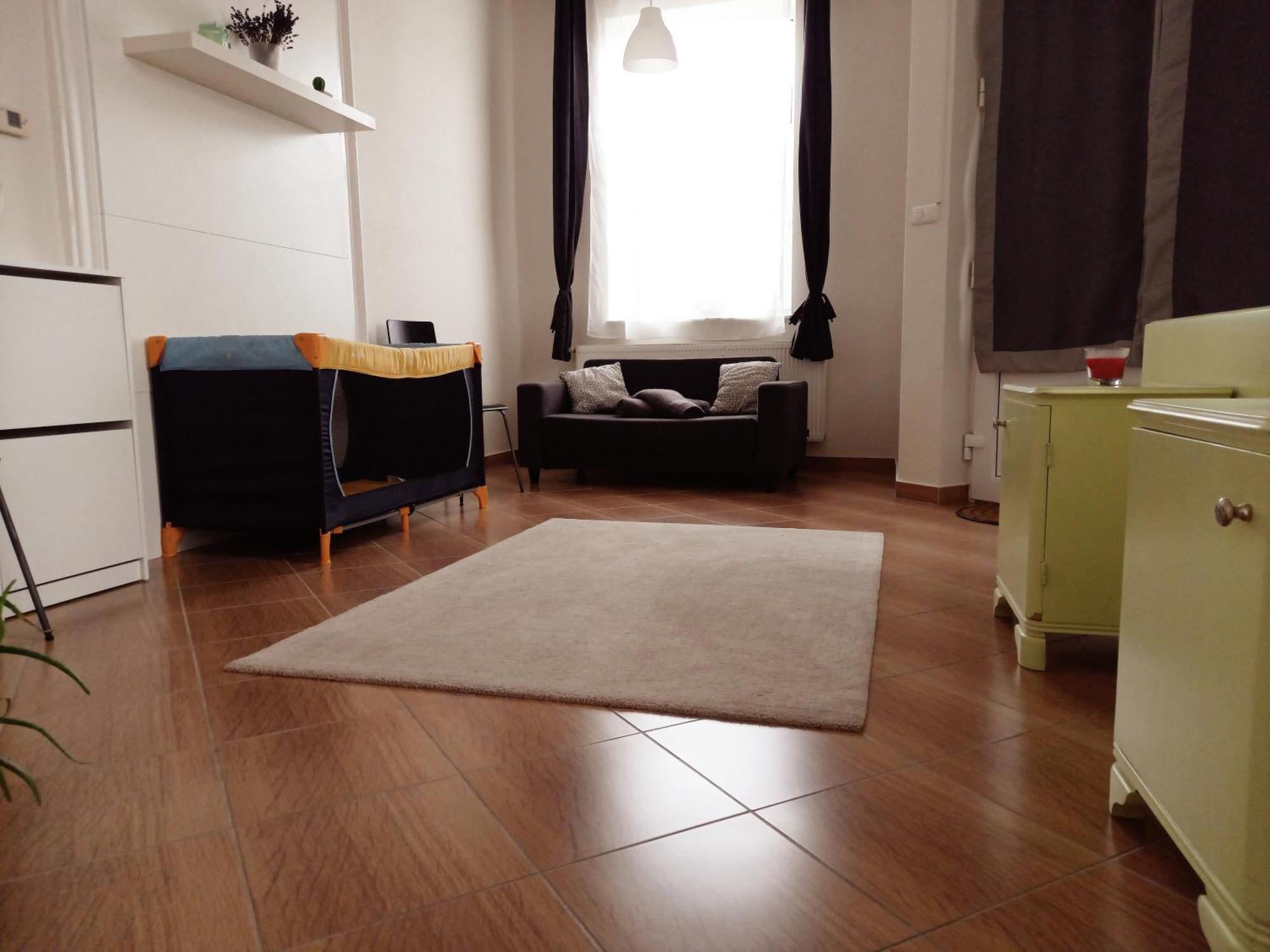 Idill Apartmanhaz B&B Tiszafüred Exterior foto